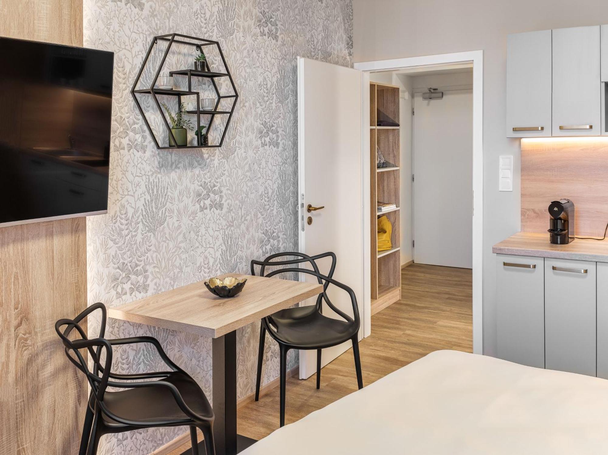 Theatre 9 Apartments By Adrez Prag Exteriör bild
