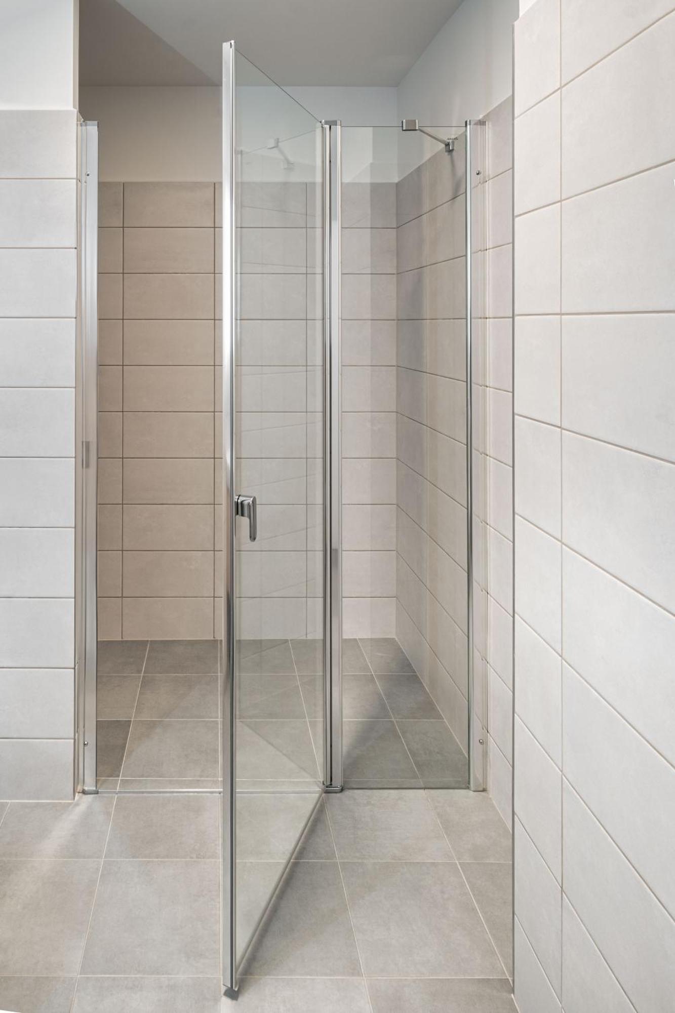 Theatre 9 Apartments By Adrez Prag Exteriör bild